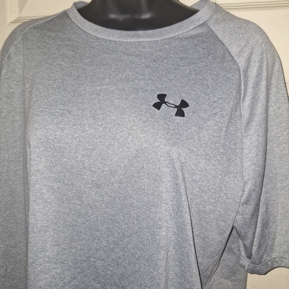 Under Armour men's large T-shirt - Picture 2 of 5